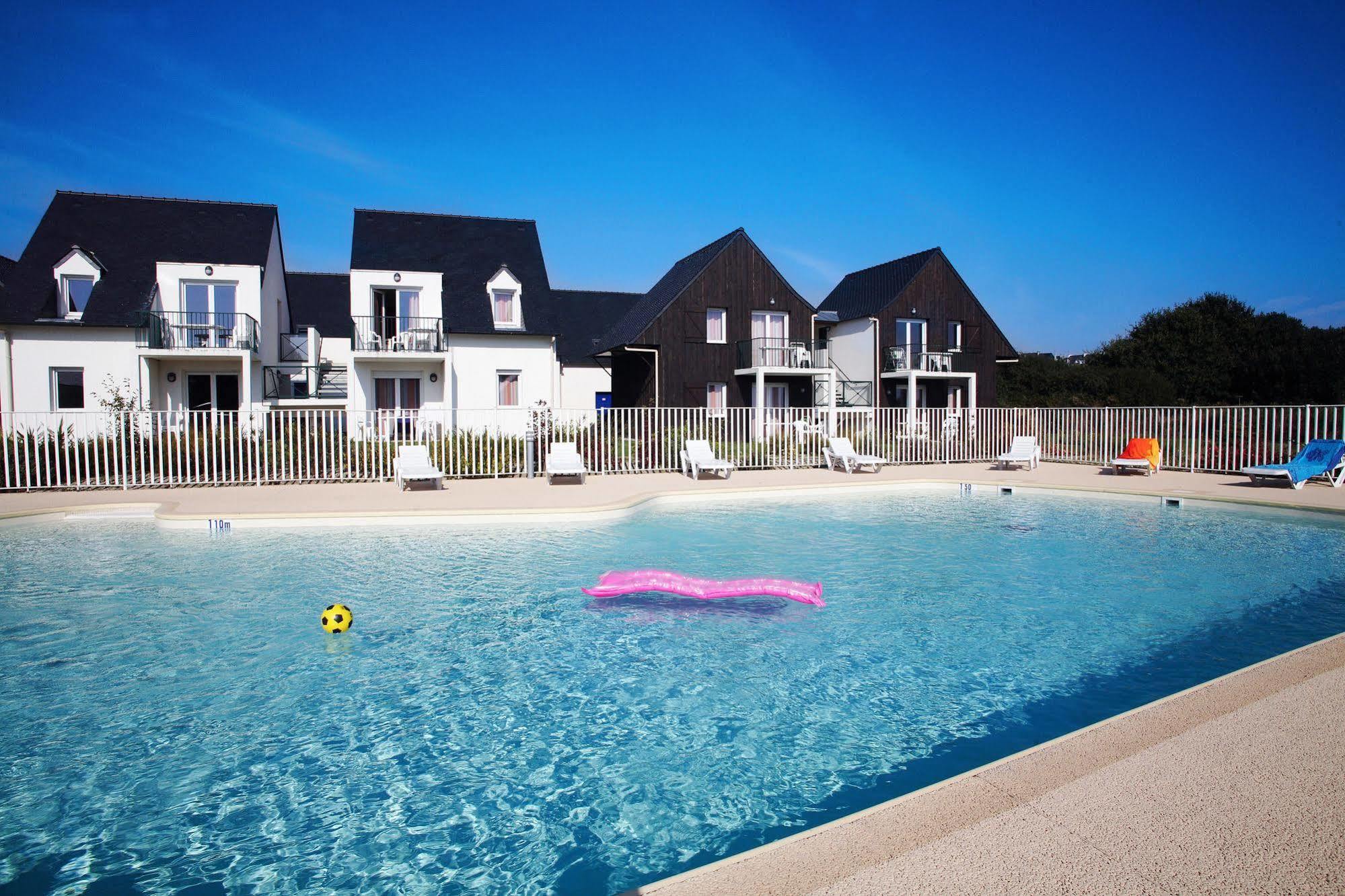 Nemea Les Roches Holiday park