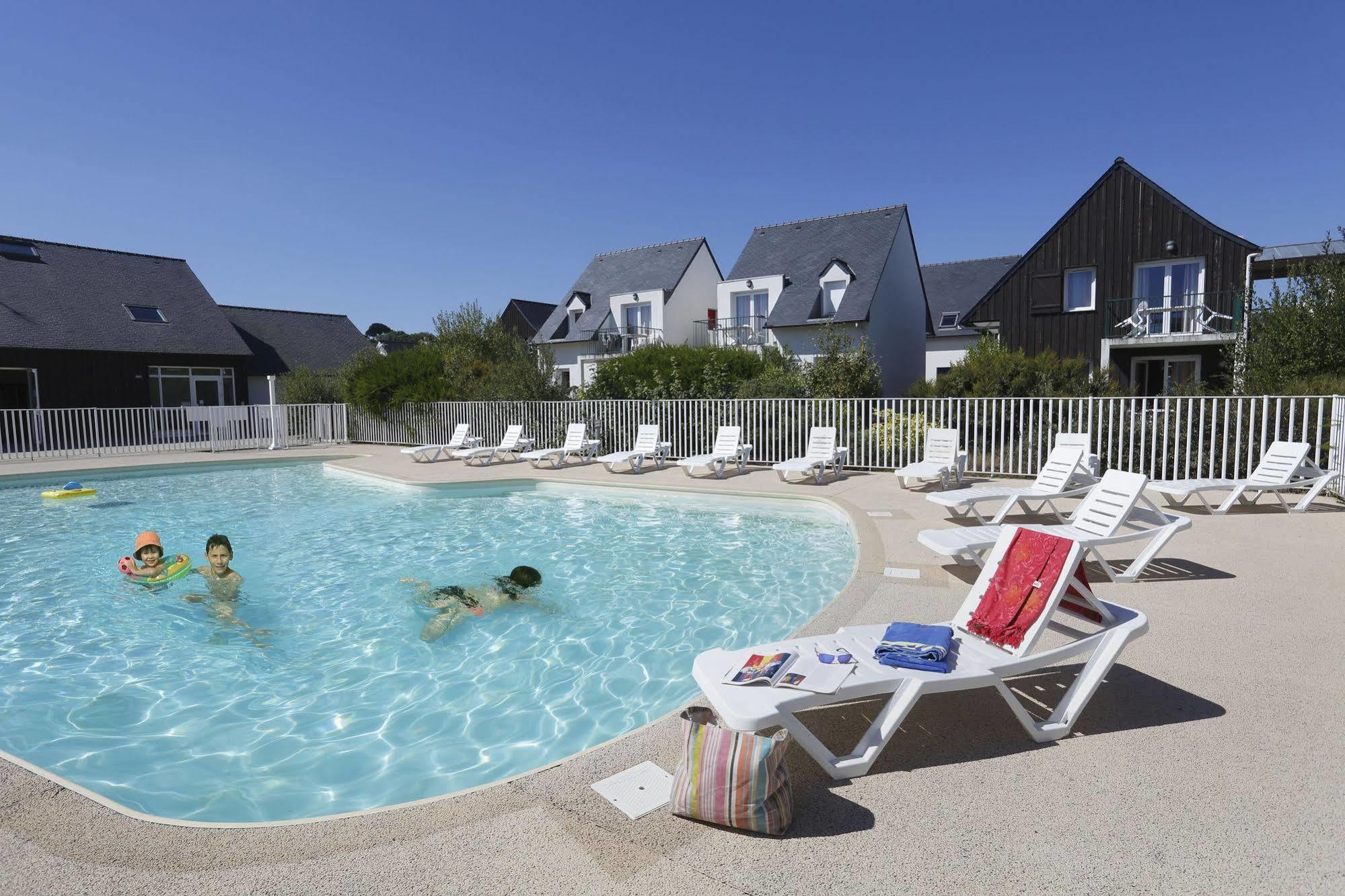 Nemea Les Roches 3* Saint-Pol-de-Leon